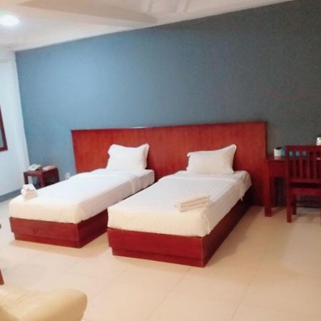 Lanmadaw Plaza Hotel China Town Rangum Exterior foto